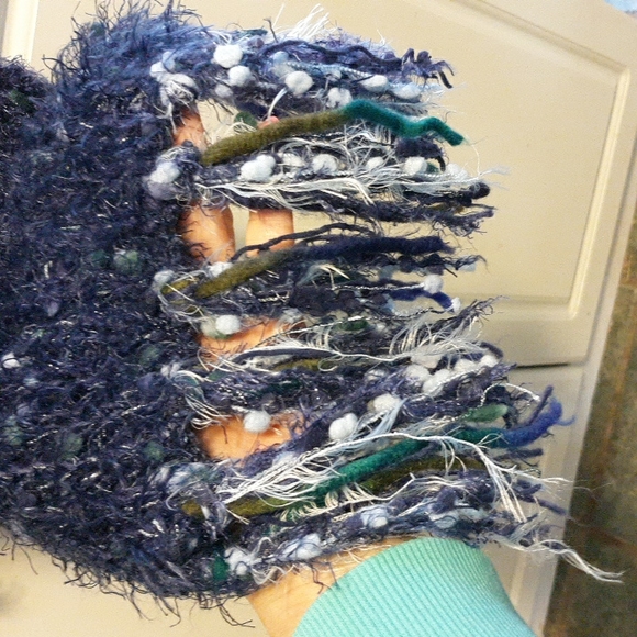 INC Fluffy Knit Winter Long Scarf Blue Cozy Warm Mixed Media Fringe Sparkles - Picture 5 of 9